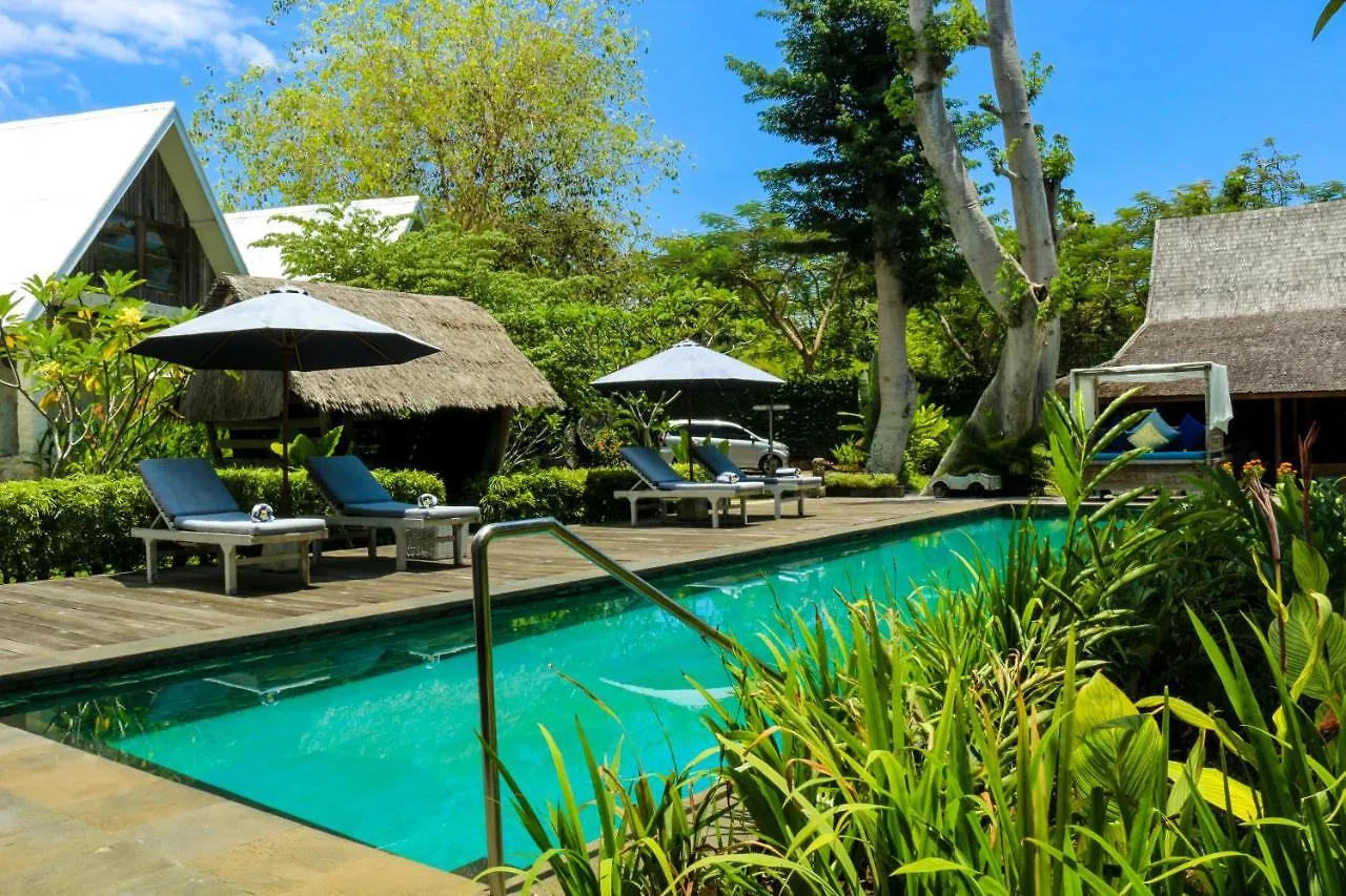 Chanteak Bali - Stone House 1 Jimbaran  Bed & Breakfast